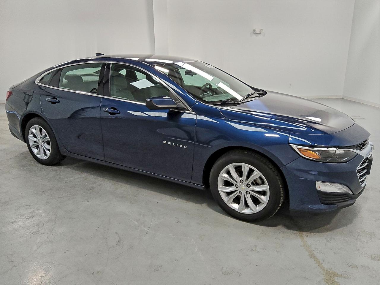 2020 CHEVROLET MALIBU LT photo 10