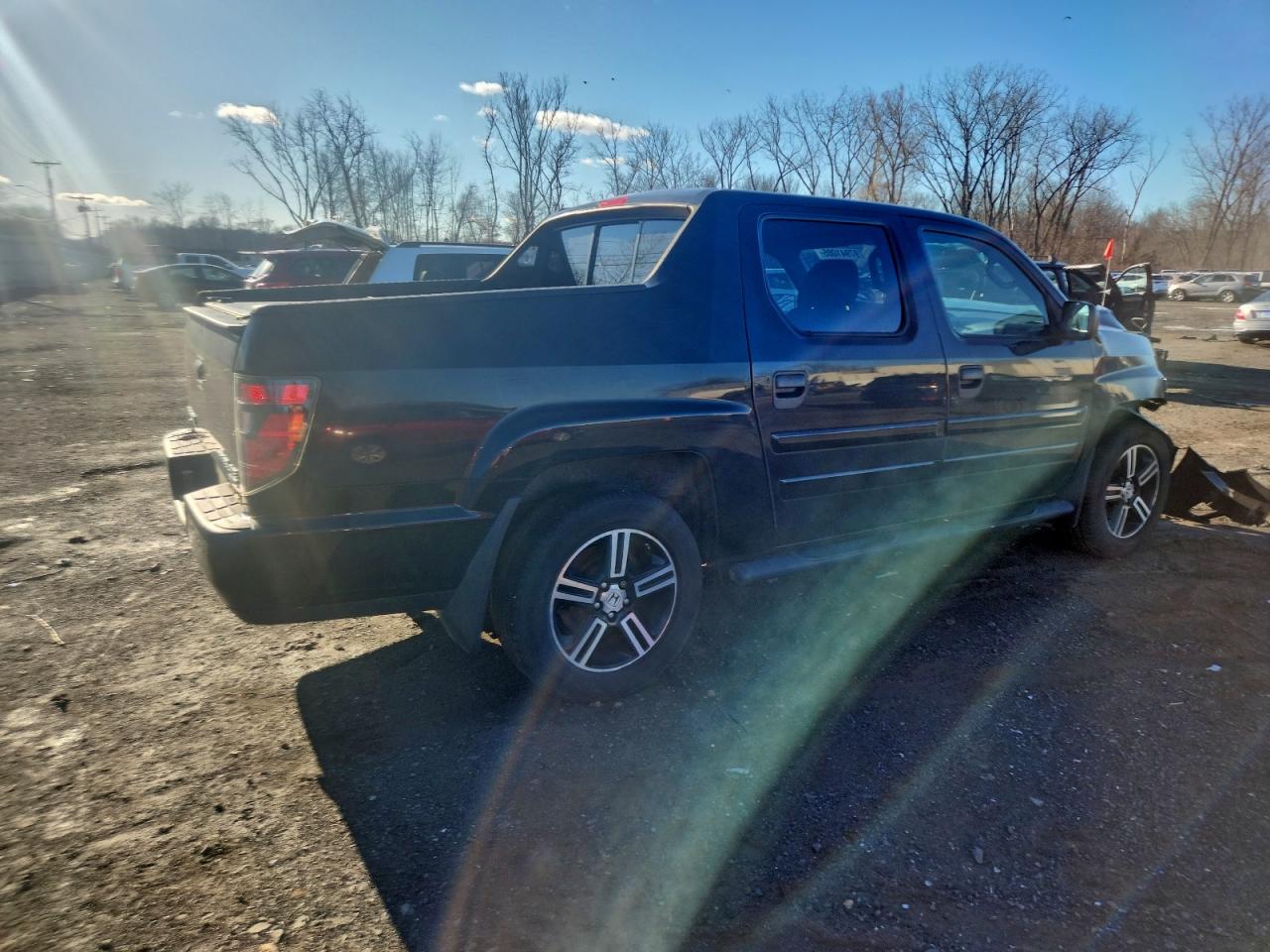 2013 HONDA RIDGELINE SPORT photo 3