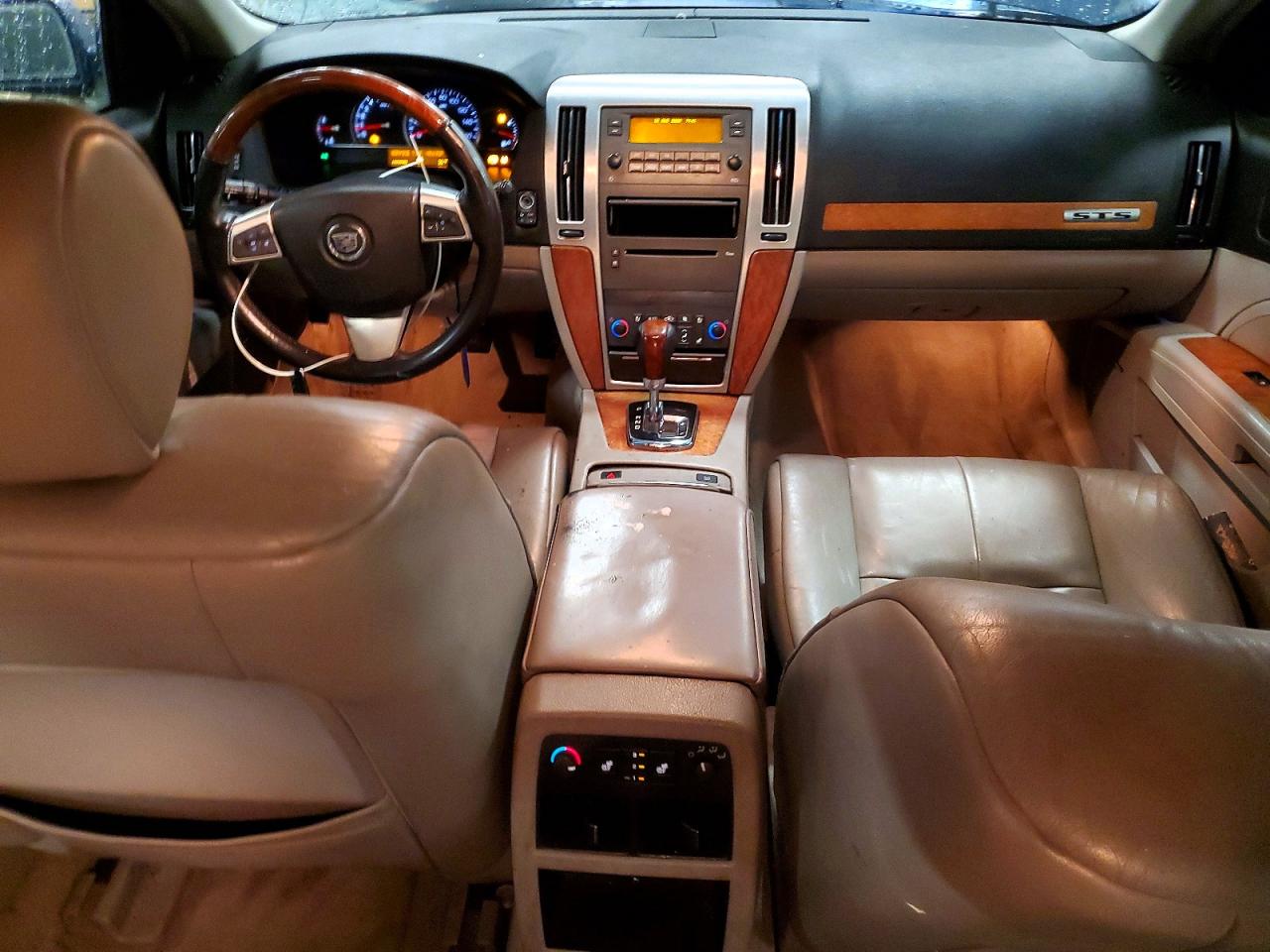 2009 CADILLAC STS photo 8