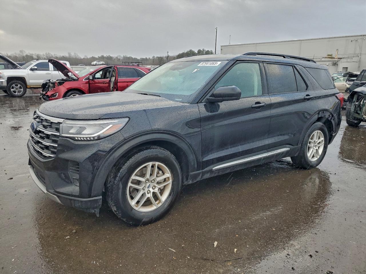 2025 FORD EXPLORER