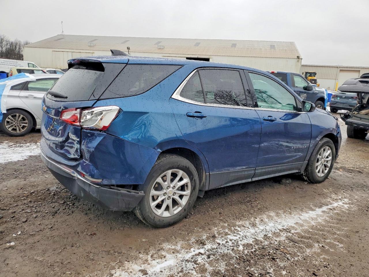2020 CHEVROLET EQUINOX LT photo 3
