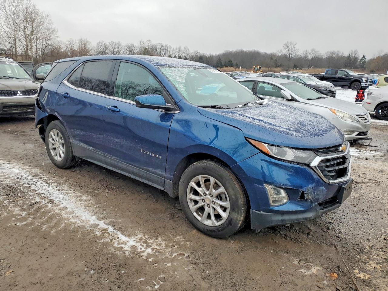 2020 CHEVROLET EQUINOX LT photo 4