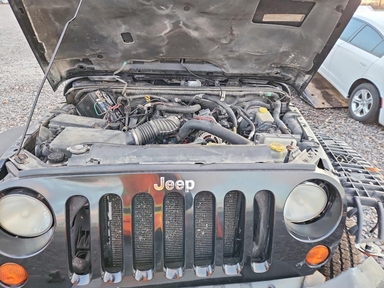 2009 JEEP WRANGLER UNLIMITED SAHARA photo 41