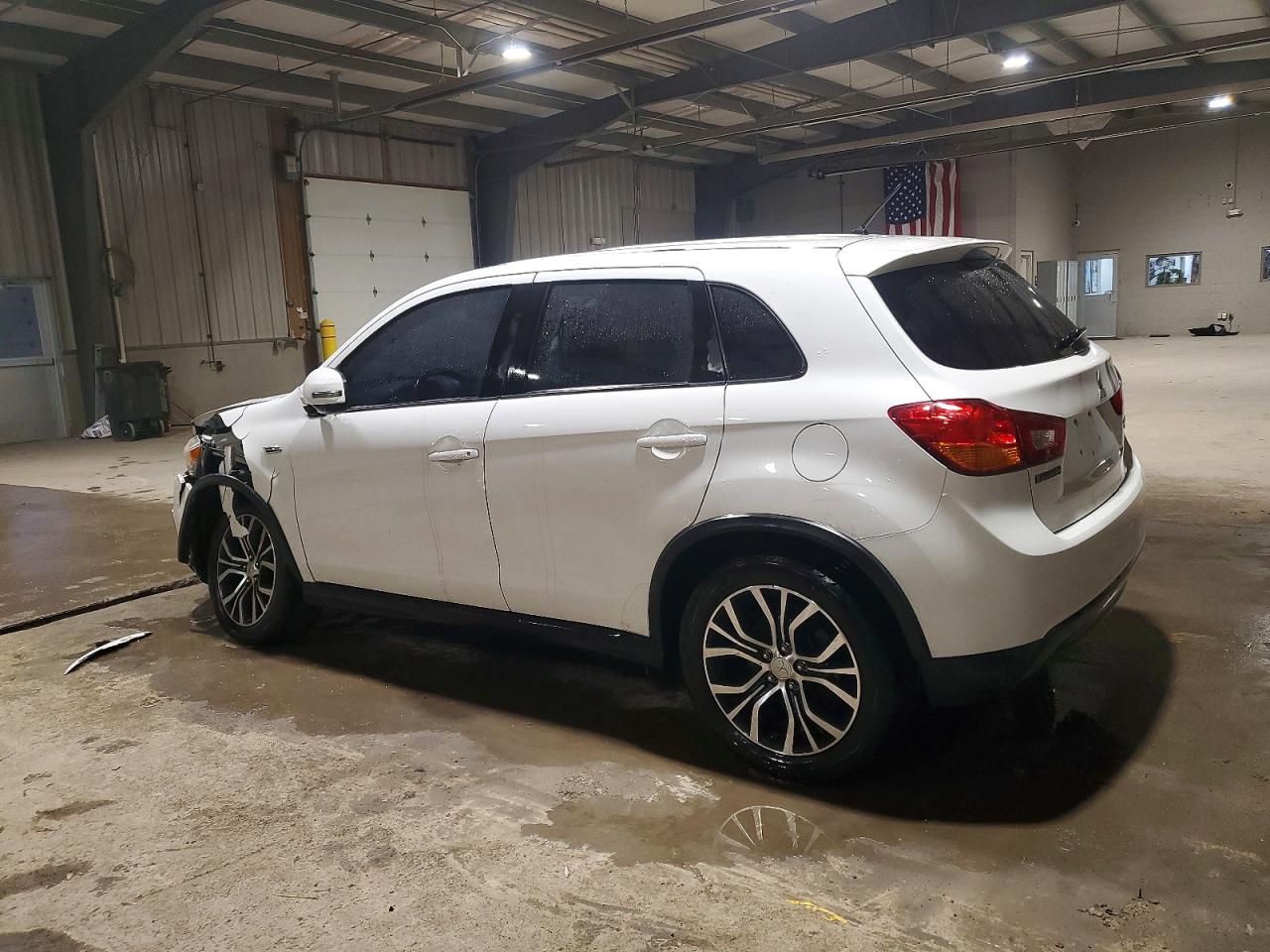 2016 MITSUBISHI OUTLANDER SPORT ES photo 2