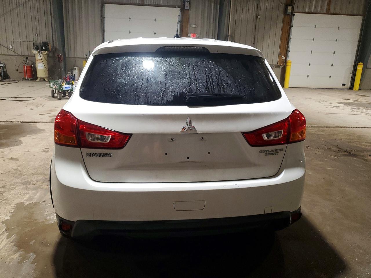 2016 MITSUBISHI OUTLANDER SPORT ES photo 6