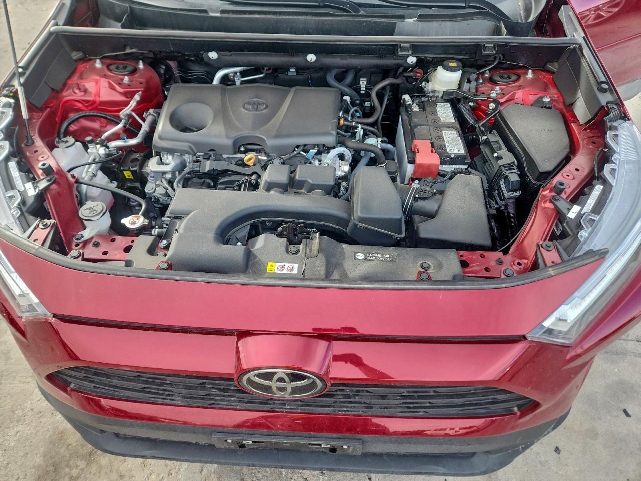2024 TOYOTA RAV4 XLE photo 23