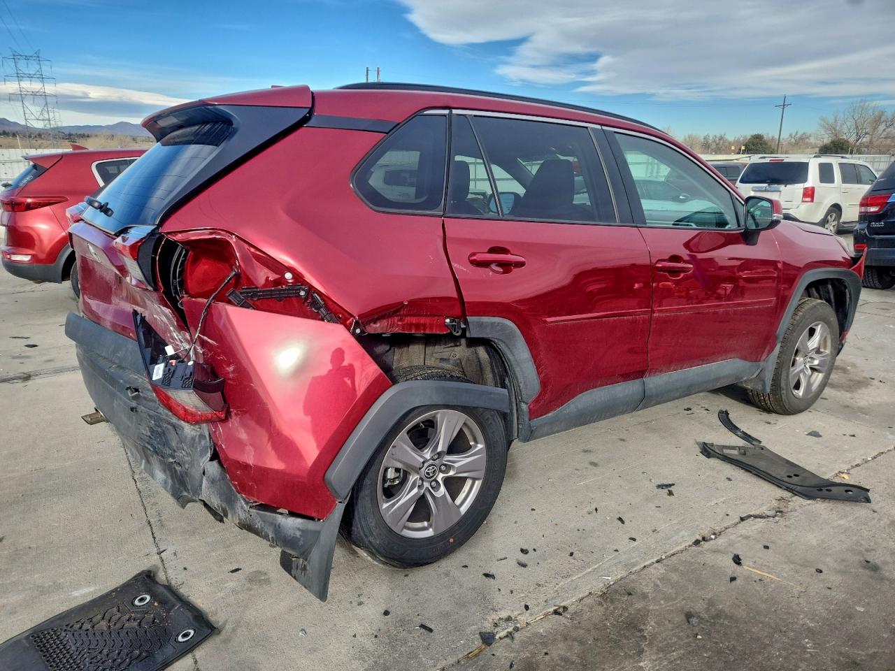 2024 TOYOTA RAV4 XLE photo 5