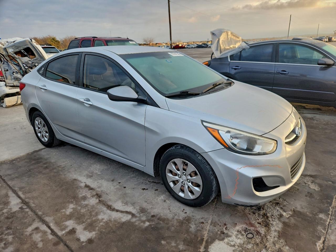 2015 HYUNDAI ACCENT GLS photo 7