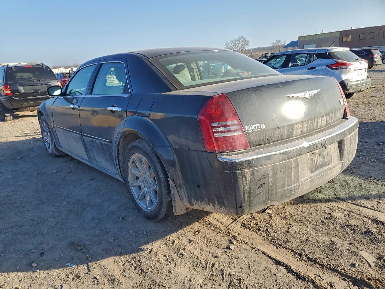 2005 CHRYSLER 300C photo 3