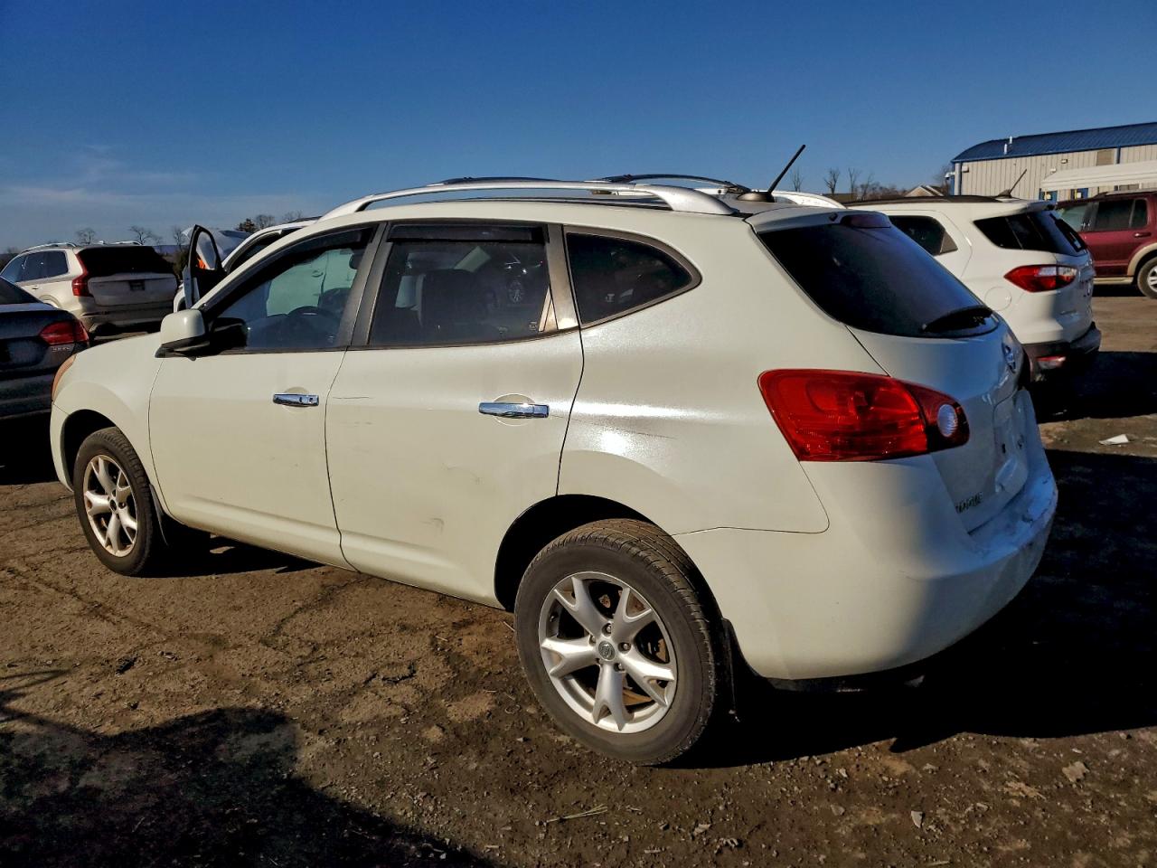 2010 NISSAN ROGUE S photo 2