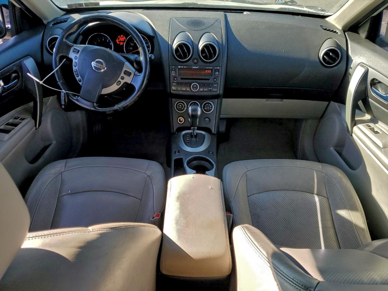 2010 NISSAN ROGUE S photo 8