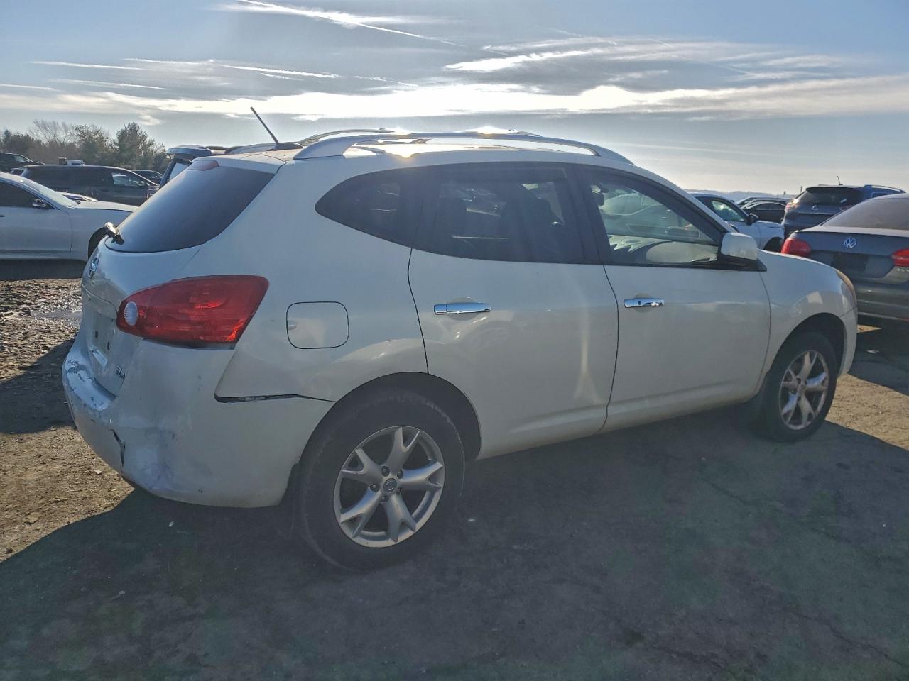 2010 NISSAN ROGUE S photo 3