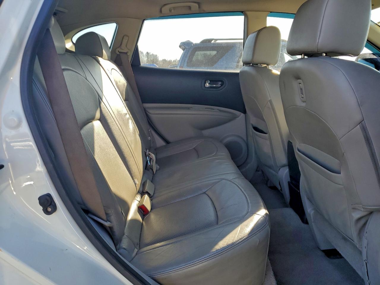 2010 NISSAN ROGUE S photo 11