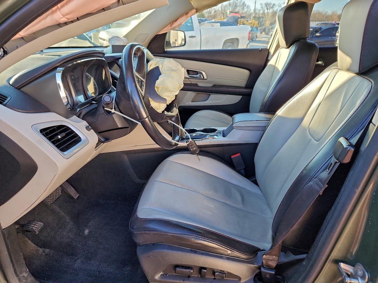 2015 GMC TERRAIN SLT photo 13