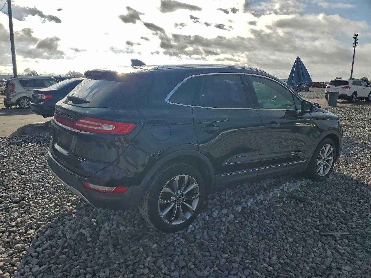 2017 LINCOLN MKC SELECT photo 3