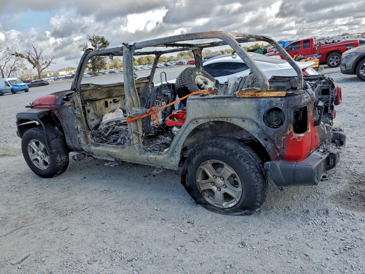 2018 JEEP WRANGLER UNLIMITED SPORT photo 4
