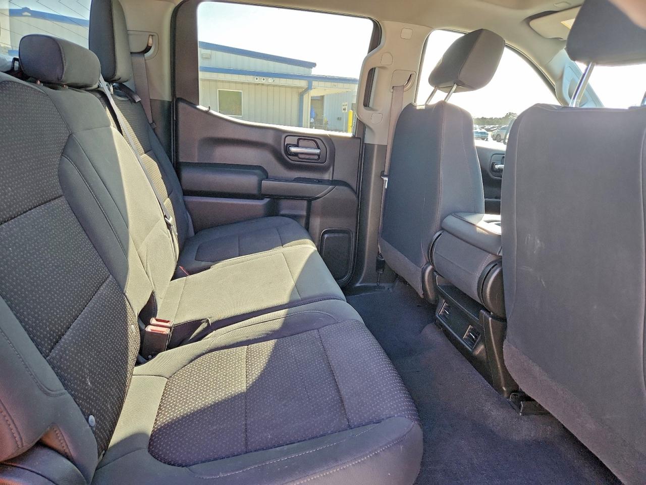 2020 CHEVROLET SILVERADO C1500 CUSTOM photo 19