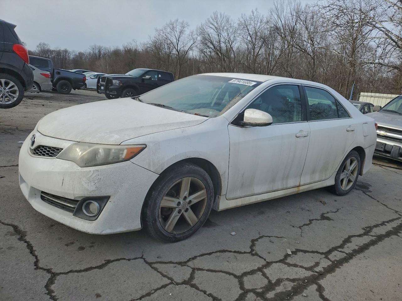 2013 TOYOTA CAMRY