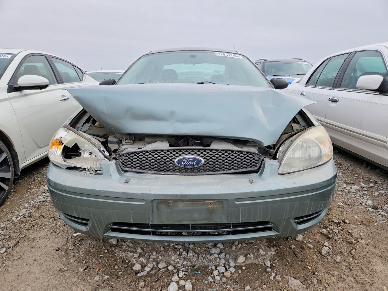 2005 FORD TAURUS SE photo 13