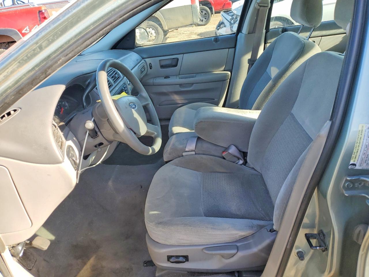 2005 FORD TAURUS SE photo 19