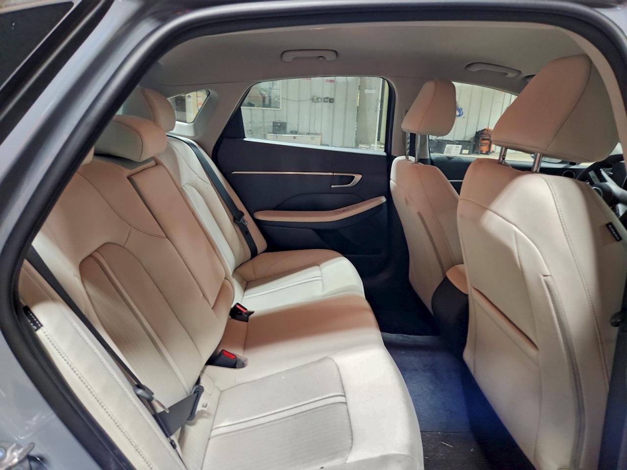 2024 HYUNDAI SONATA SEL photo 19