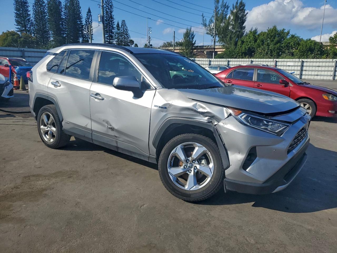 2019 TOYOTA RAV4 LIMITED photo 7
