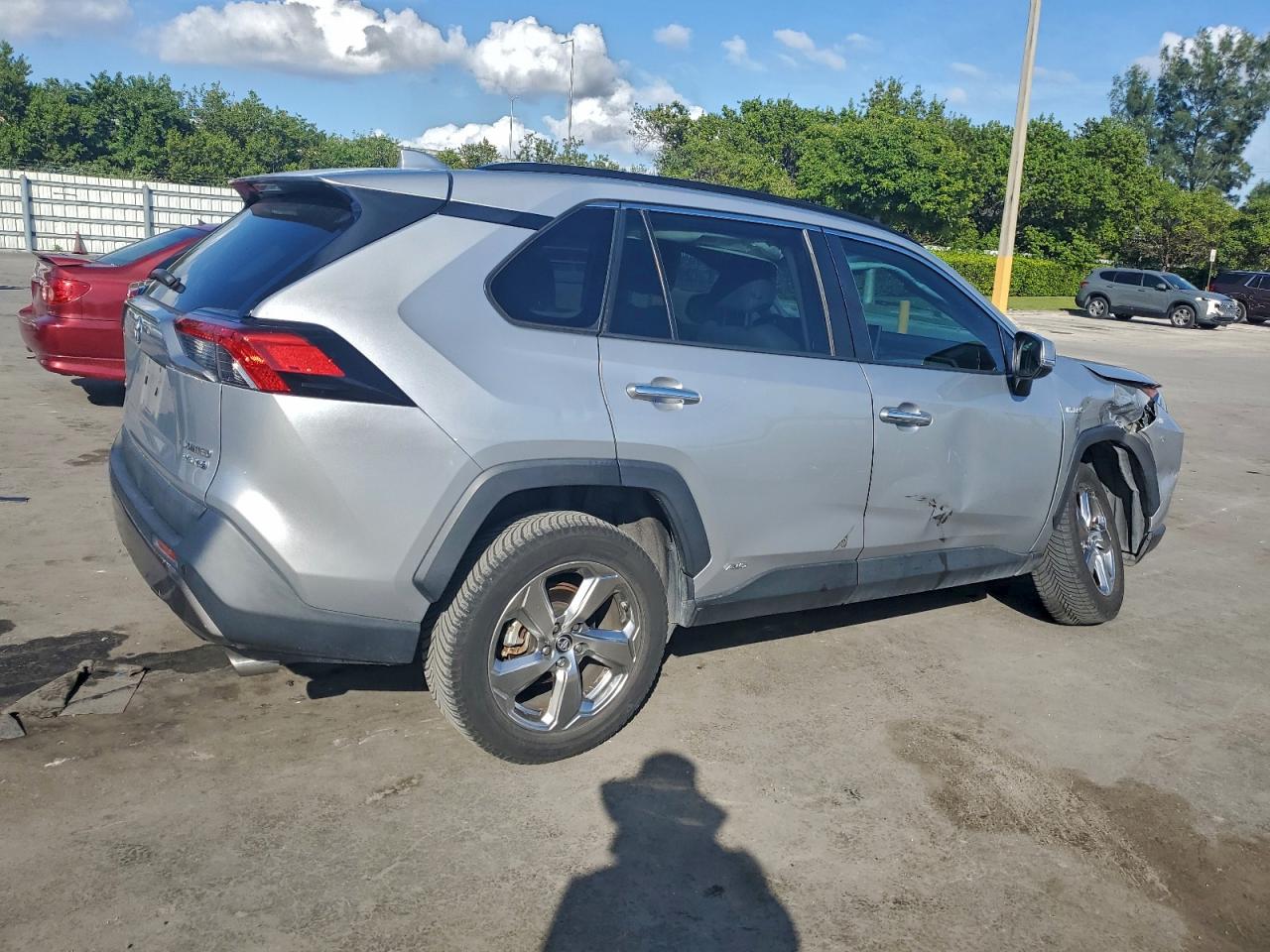 2019 TOYOTA RAV4 LIMITED photo 5
