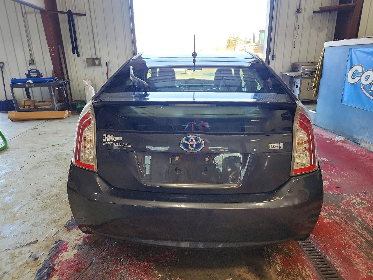 2013 TOYOTA PRIUS photo 11