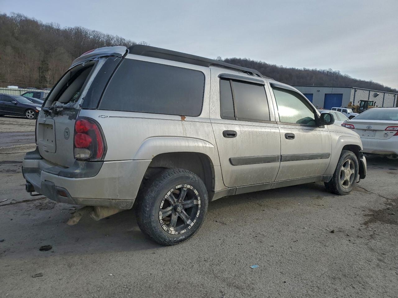 2005 CHEVROLET TRAILBLAZER EXT LS photo 3
