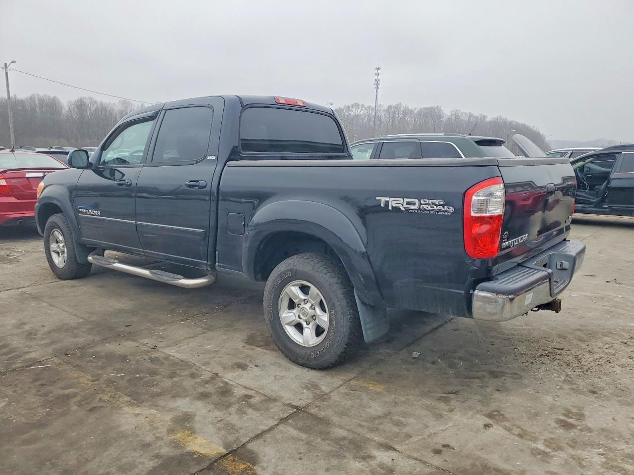 2005 TOYOTA TUNDRA DOUBLE CAB SR5 photo 2
