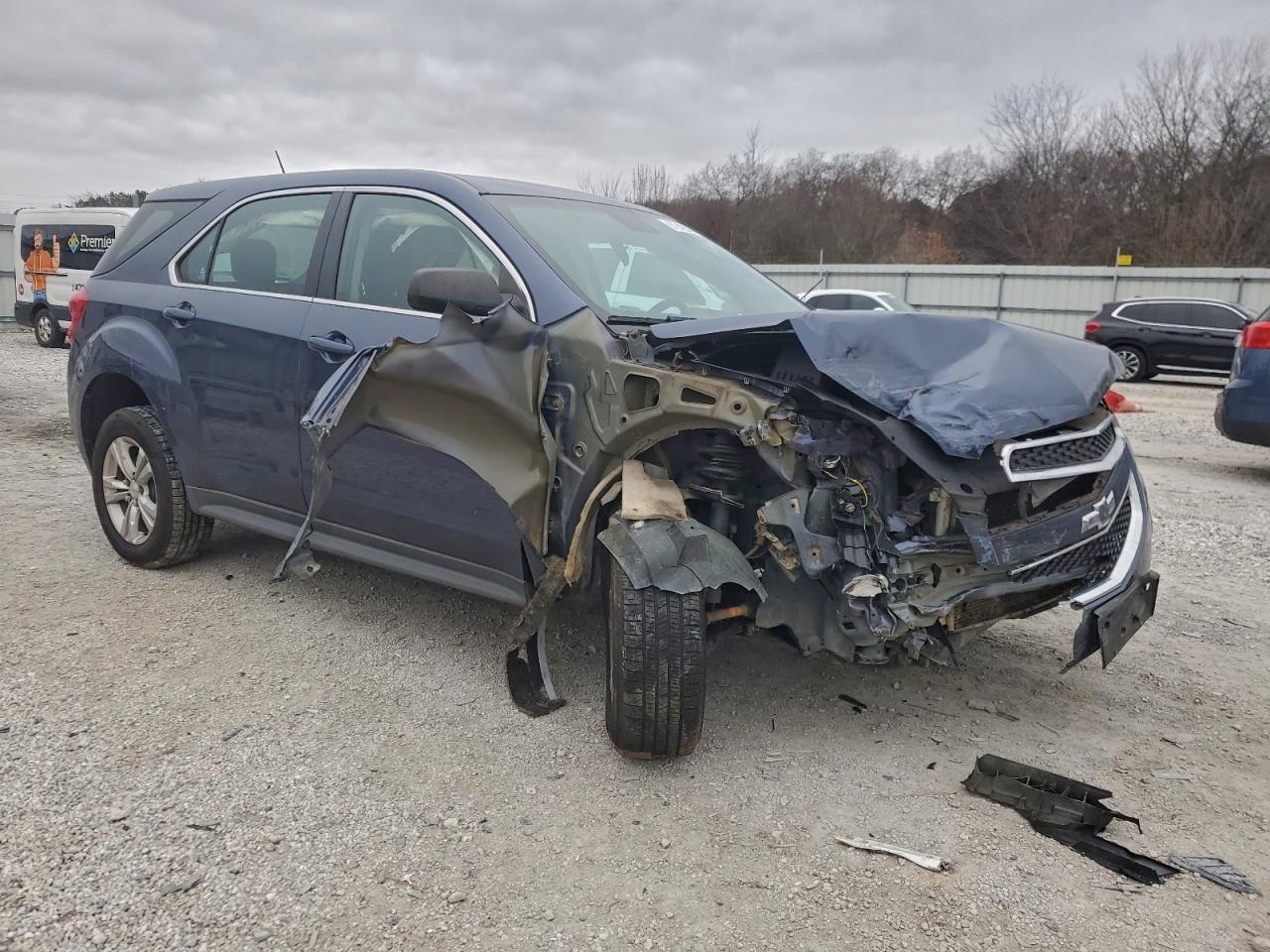 2013 CHEVROLET EQUINOX LS photo 13
