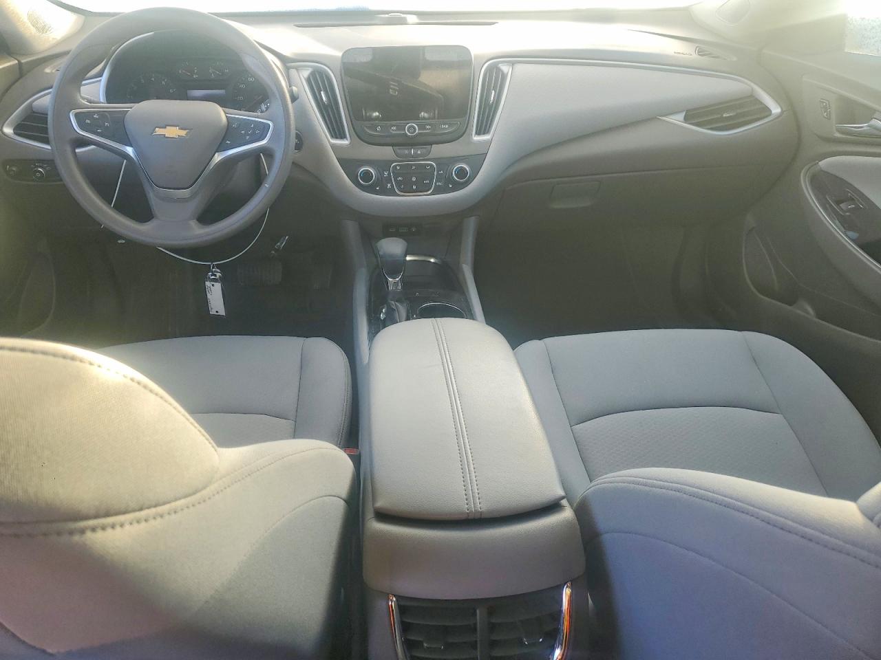 2022 CHEVROLET MALIBU LT photo 8