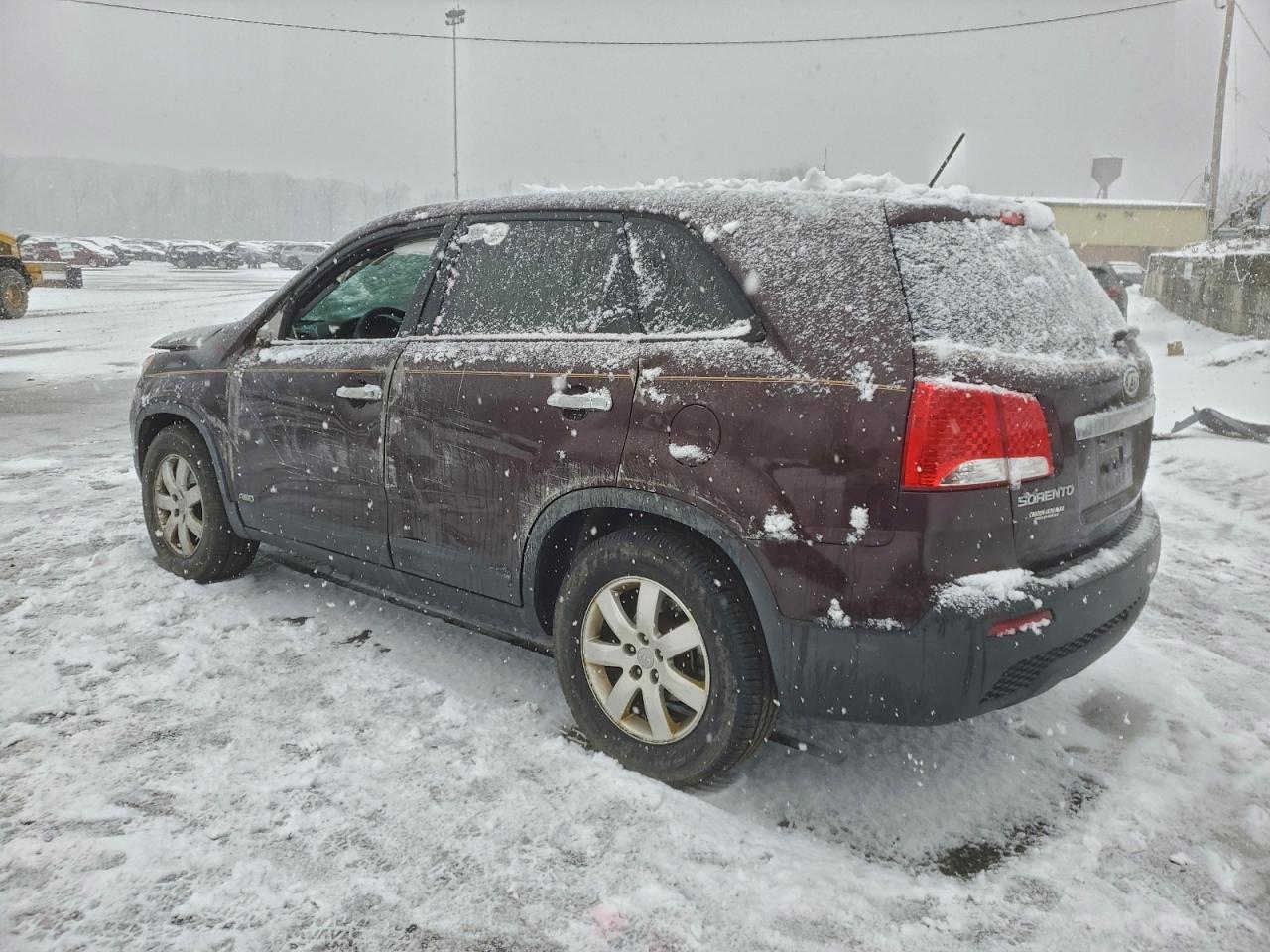 2012 KIA SORENTO BASE photo 5