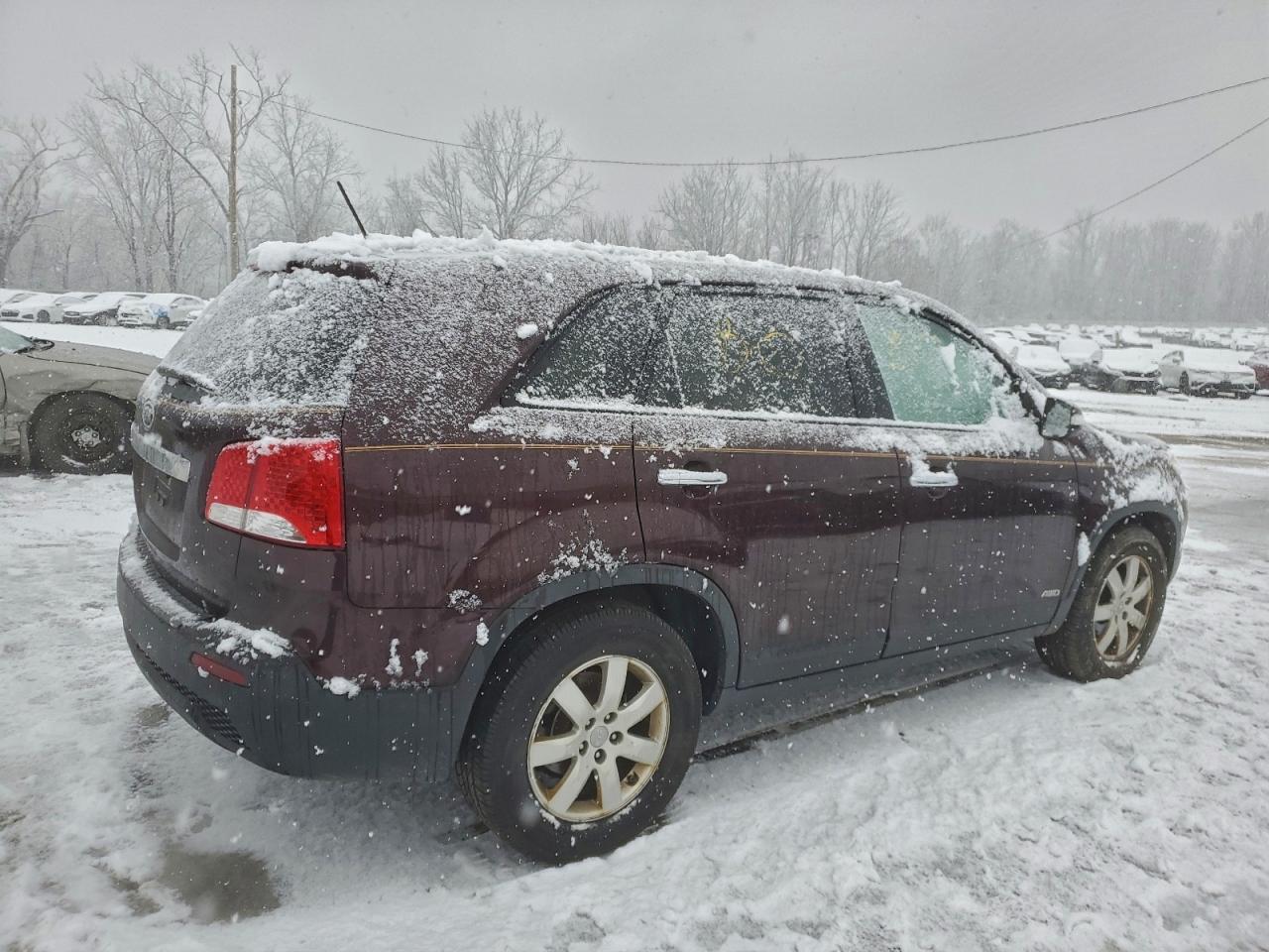 2012 KIA SORENTO BASE photo 9