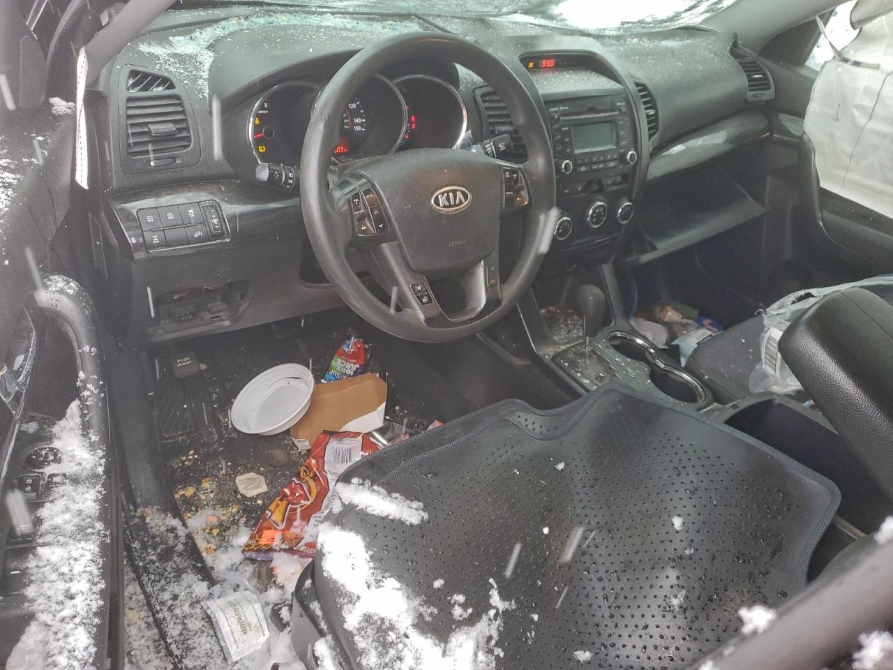 2012 KIA SORENTO BASE photo 29