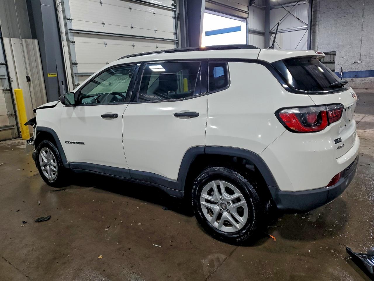 2017 JEEP COMPASS SPORT photo 4