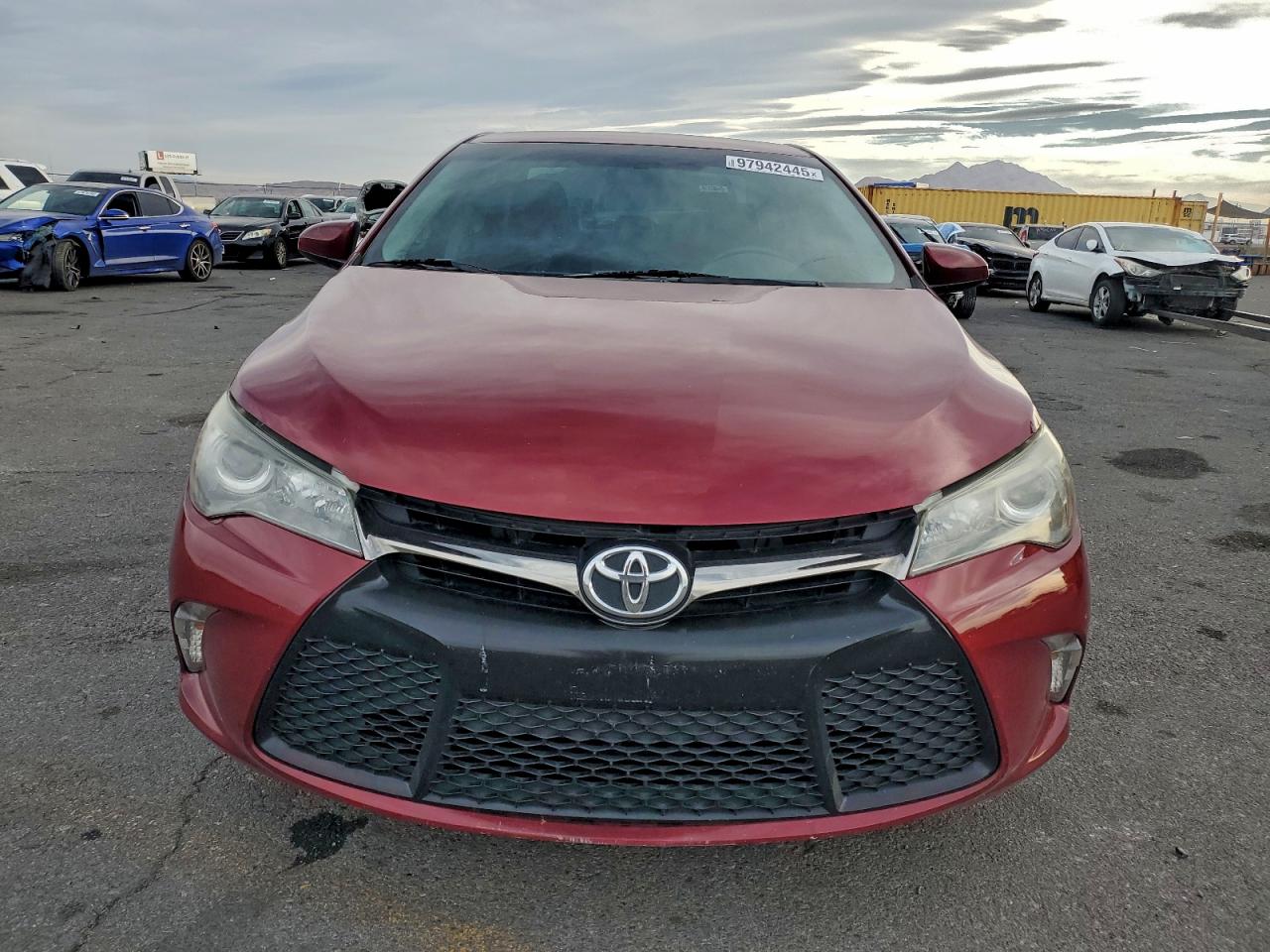 2016 TOYOTA CAMRY LE photo 9