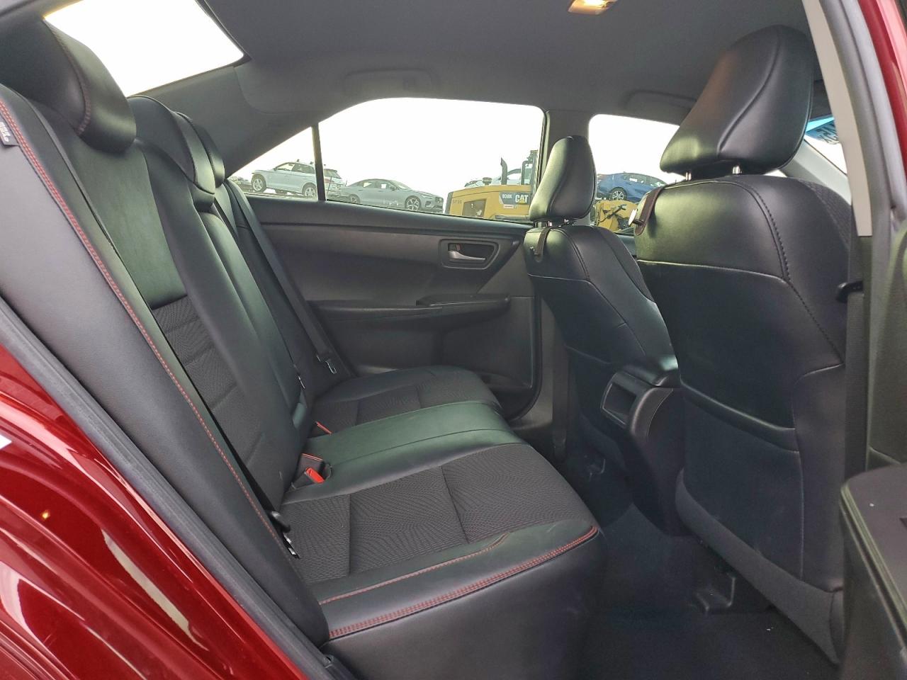 2016 TOYOTA CAMRY LE photo 19