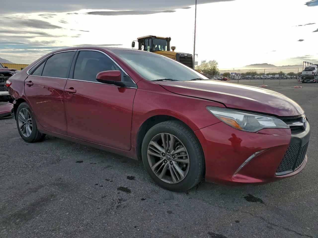 2016 TOYOTA CAMRY LE photo 7