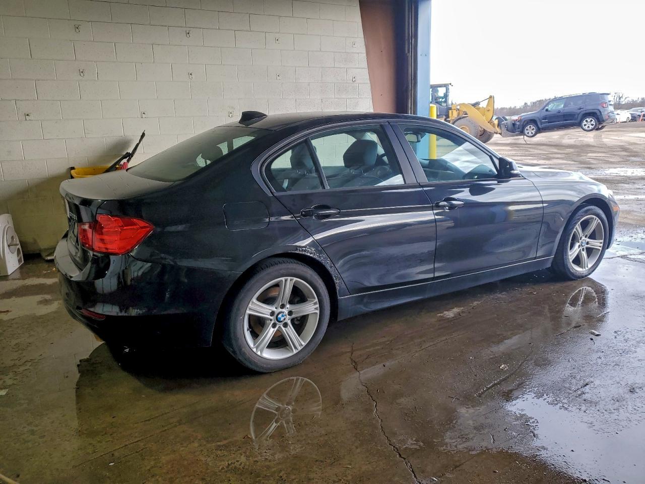 2013 BMW 328 XI SULEV photo 3