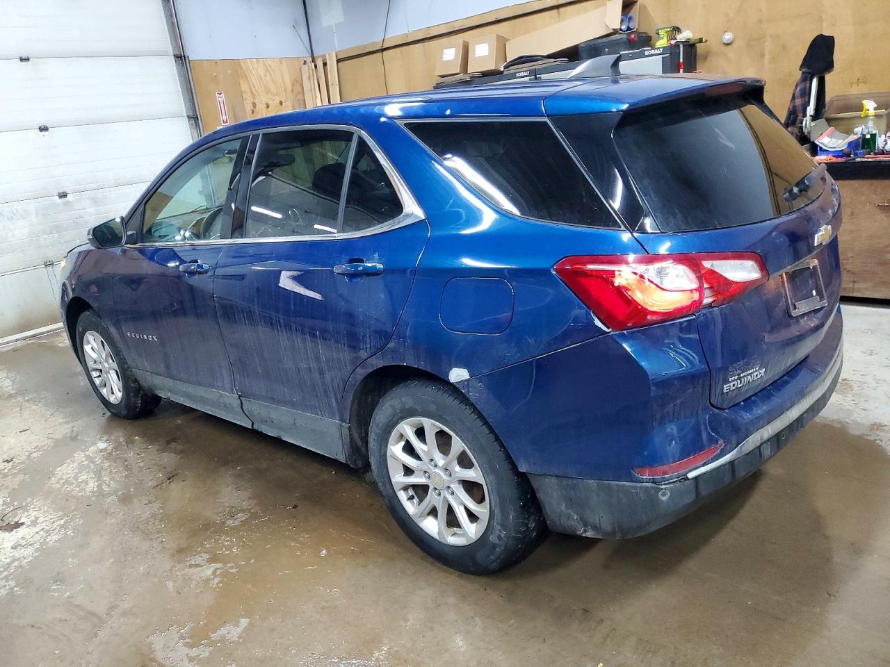 2019 CHEVROLET EQUINOX LT photo 2