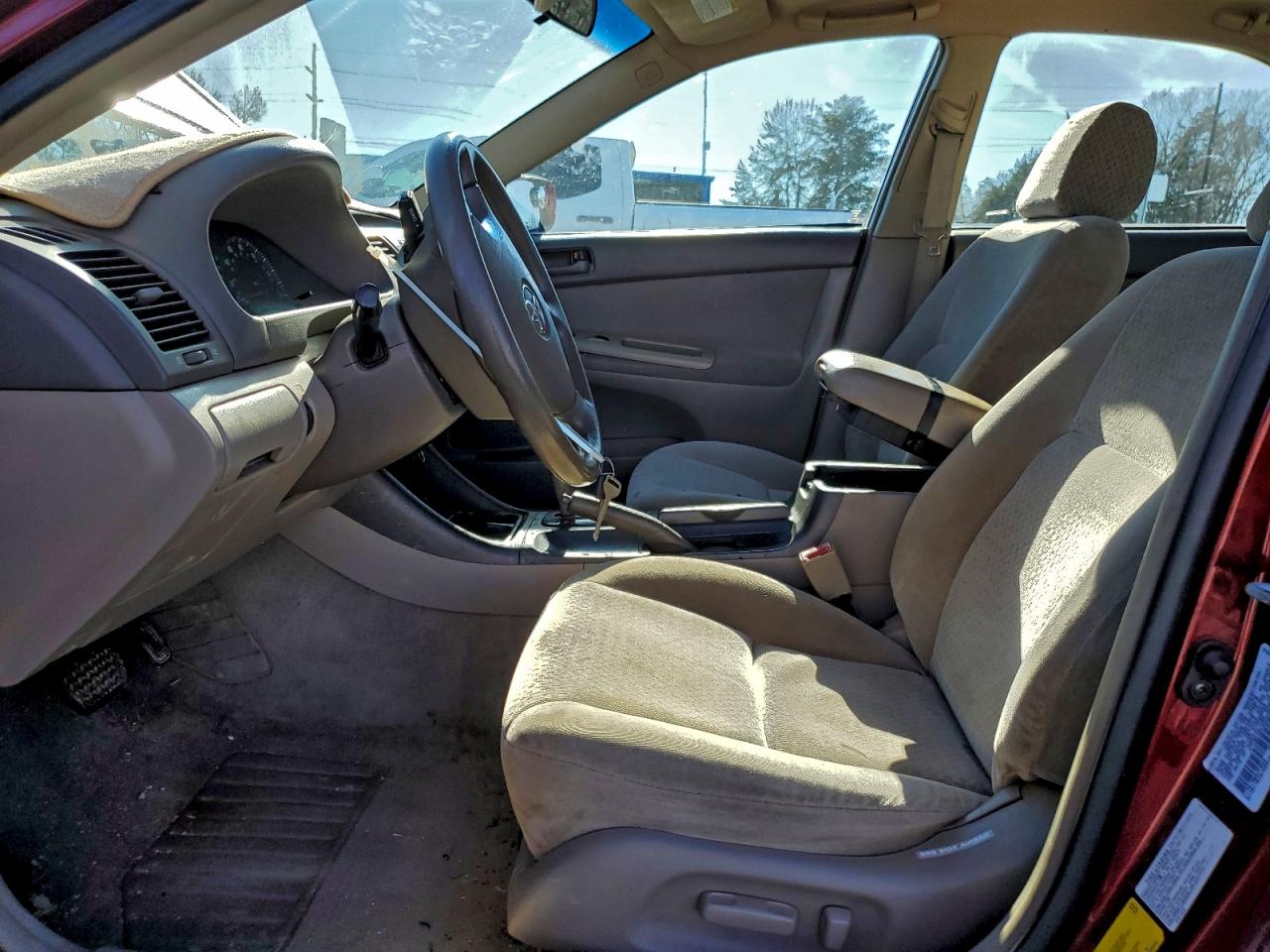 2003 TOYOTA CAMRY LE photo 13