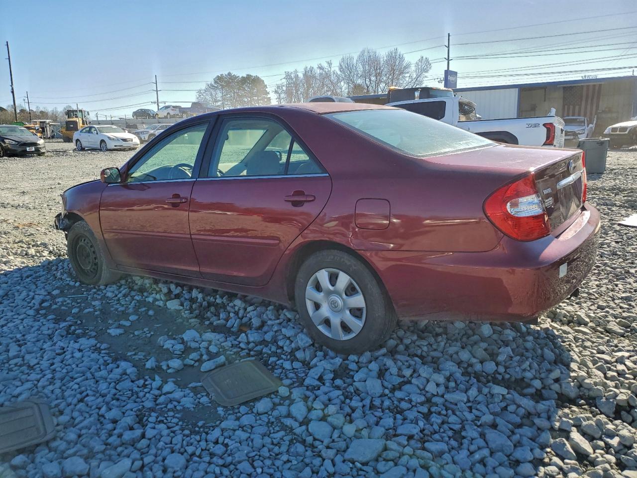 2003 TOYOTA CAMRY LE photo 3