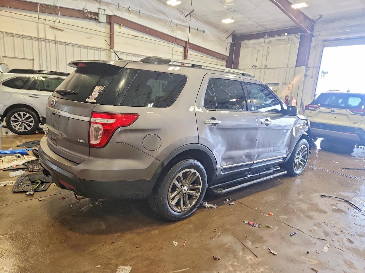2014 FORD EXPLORER XLT photo 7