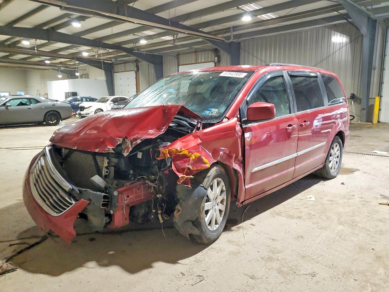 2013 CHRYSLER TOWN & COUNTRY