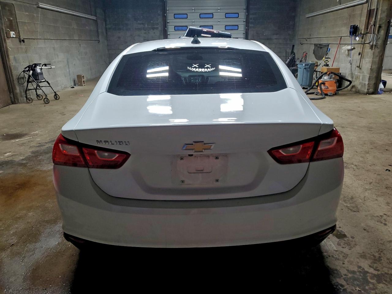 2017 CHEVROLET MALIBU LS photo 11