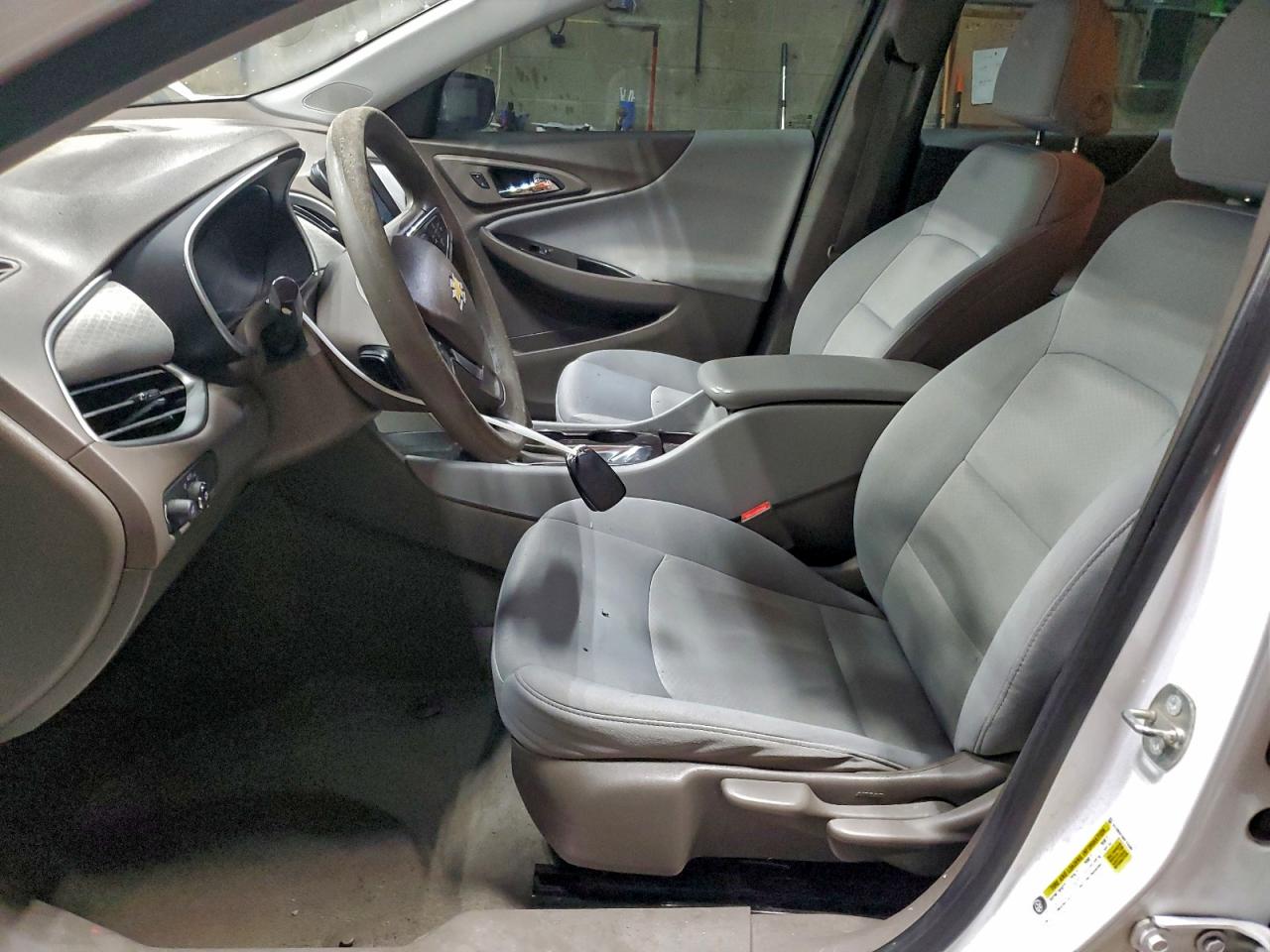 2017 CHEVROLET MALIBU LS photo 13