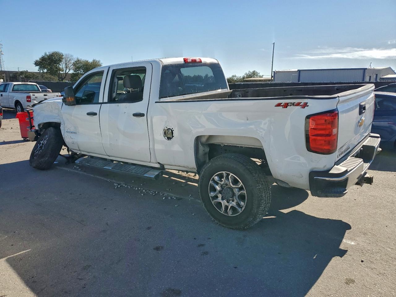 2019 CHEVROLET SILVERADO K2500 HEAVY DUTY photo 3