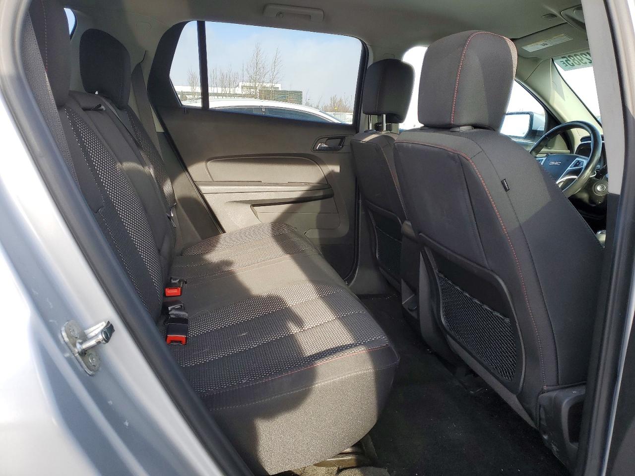 2017 GMC TERRAIN SLE photo 10