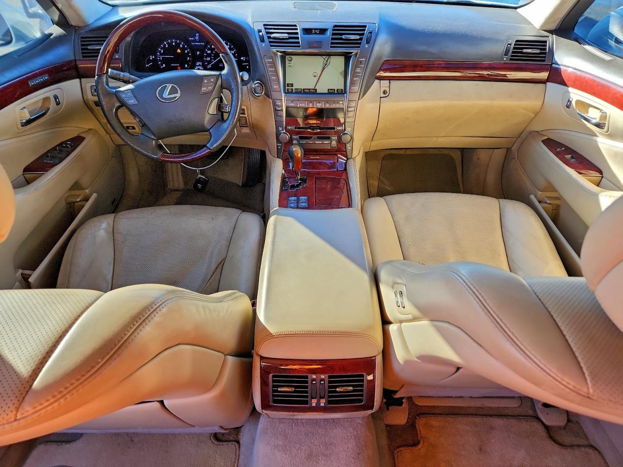 2008 LEXUS LS 460L photo 22